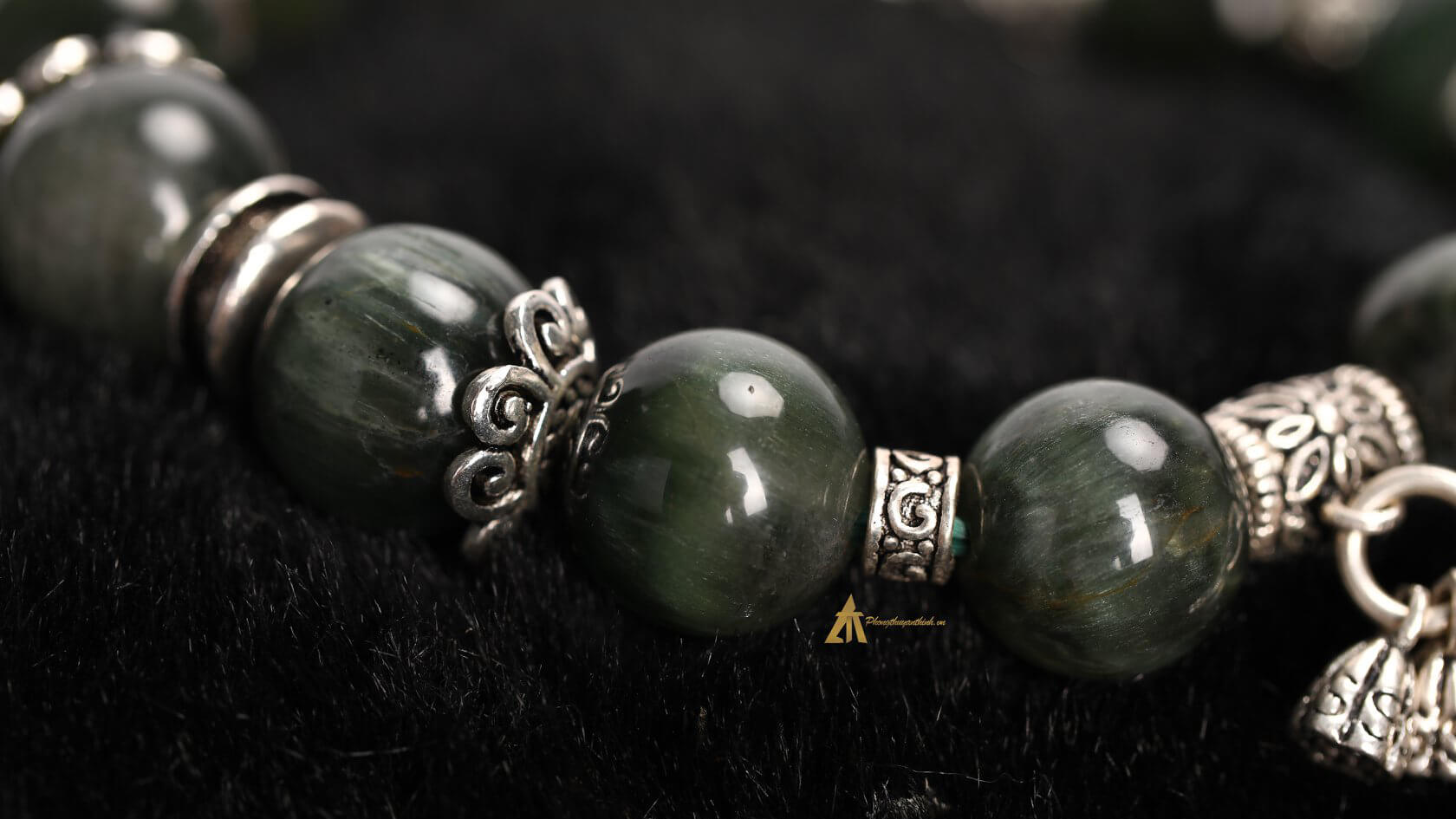 Vòng tay Đá Mắt Chim Ưng - Phong Thuỷ An Thịnh