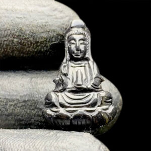 Mặt Quan Thế Âm Bồ Tát Toạ Sen Sapphire Đen #MSP-0826-07