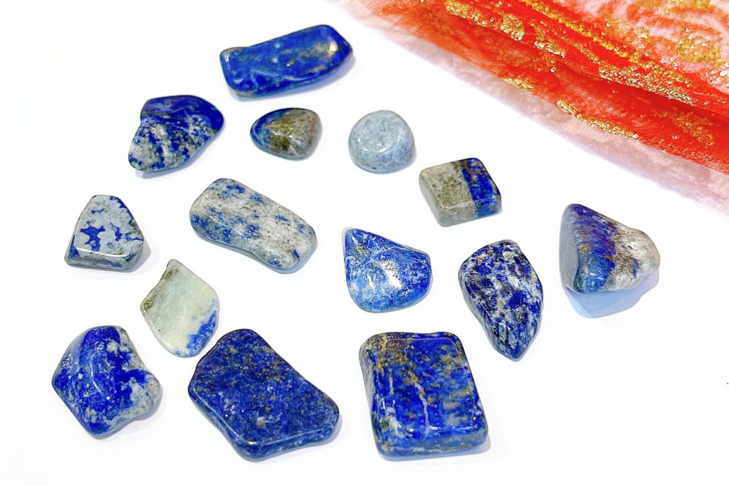Lapis Lazuli - viên đá mang ý nghĩa chiêu tài tiến bảo Lapis Lazuli - viên đá mang ý nghĩa chiêu tài tiến bảo