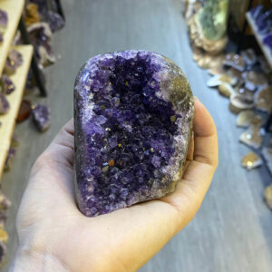 Hốc Đá Thạch Anh Tím #HT-220226-27