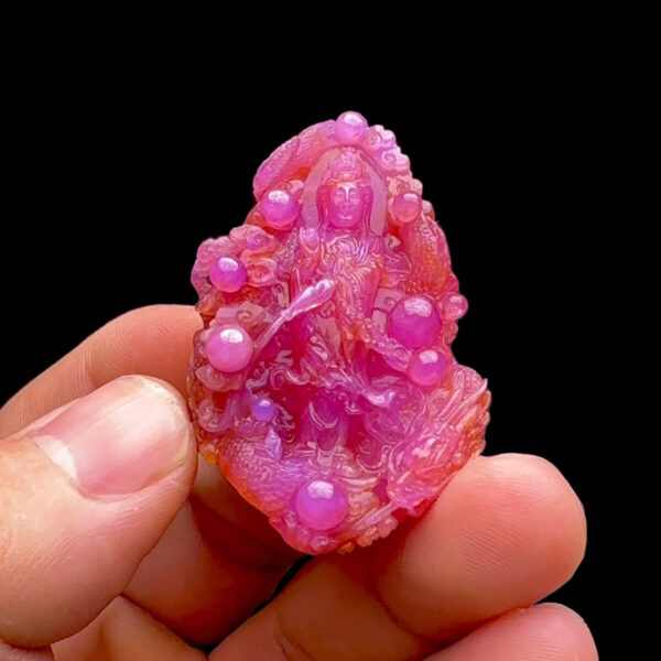 Mặt Quan Thế Âm Bồ Tát Cưỡi Rồng - Đá Ruby Sao Lục Yên #MRB-230424-02